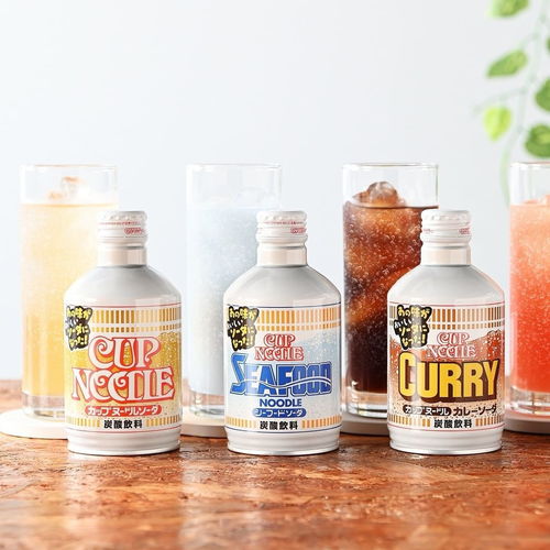 日清食品真是 奇葩食物制作機 ,這次居然研發 泡面口味汽水